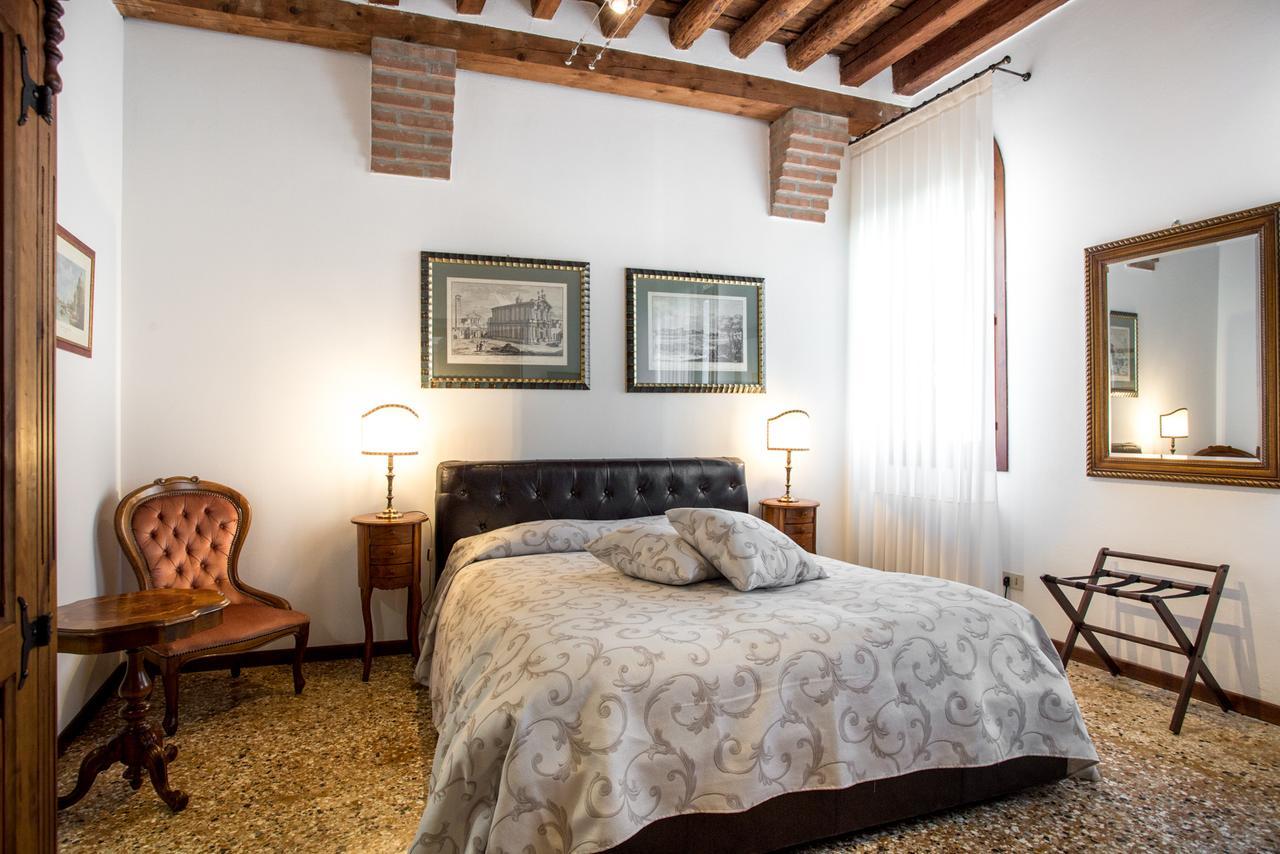 Bed & Breakfast Ca' Santo Spirito 2*